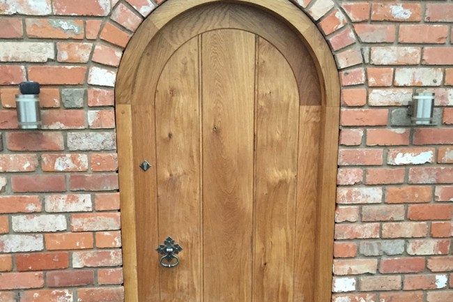 Arched Oak Gate